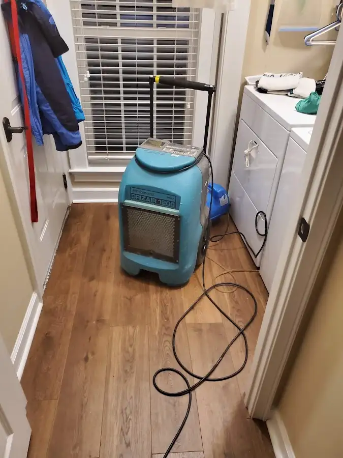 Commercial dehumidifier deployed for Flood Damage Cleanup in Clermont